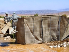 (كورا) تأخذك إلى ورشة عمل الحاجز الدفاعي