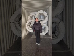 الأسلاك الشائكة الحلاقة التي يتم شحنها في حاوية