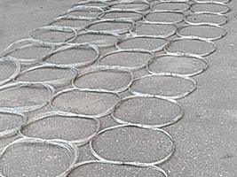 السور الدفاعي السور الدبابات مسارات الجروح شبكة الأمن الحدود الشبكة بوتانكا روسيا