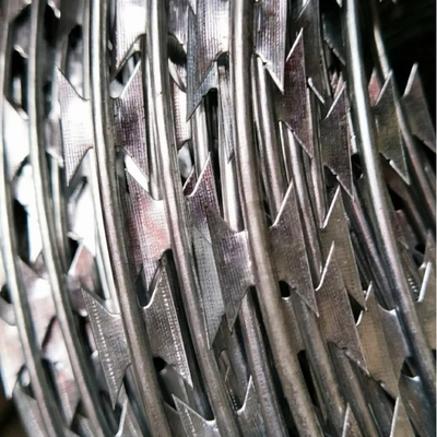 BTO-22 Concertina سلك كهربائي مغلف نيجيريا حلاقة سلك شائك حلاقة سلك سلك سعر لكل لفة