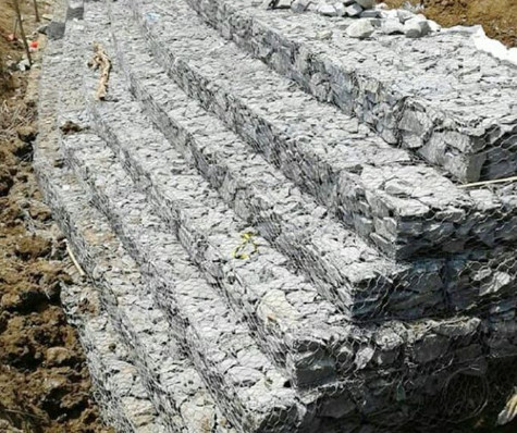 غابيون سلة صندوق حجرية قفص Fenc شبكة نهر الحماية الحائط ضفة النسيج غابيون 2*1*1m 3*1*0.5m 400*100*100mm غابيون الأسلاك