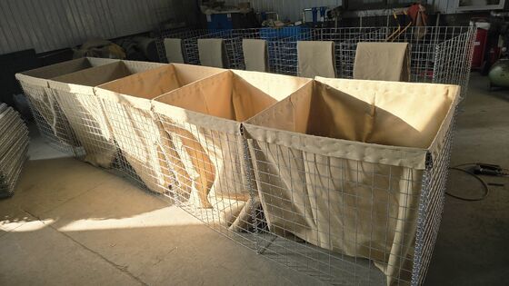 حاجز عسكري جيوتكستايل جدار دفاعي عربي محمول سريع التركيب قدرة إنتاج مضادة للصدمات