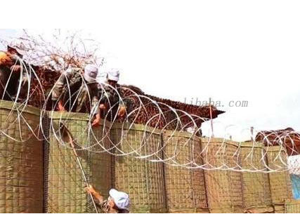 Bastion Sand Wall Steel Flood HDG الحاجز العسكري مع تكسية أرضية
